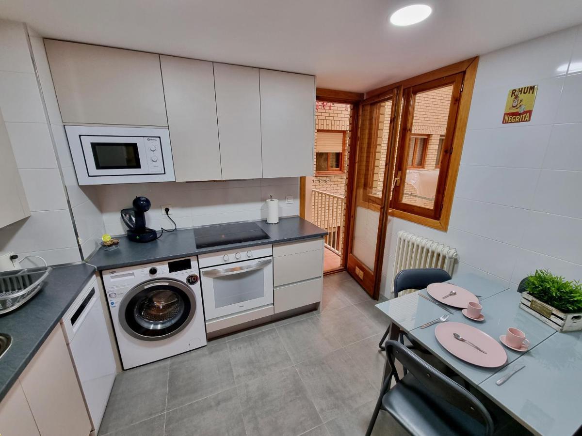 Apartamento Montse Zaragoza Buitenkant foto
